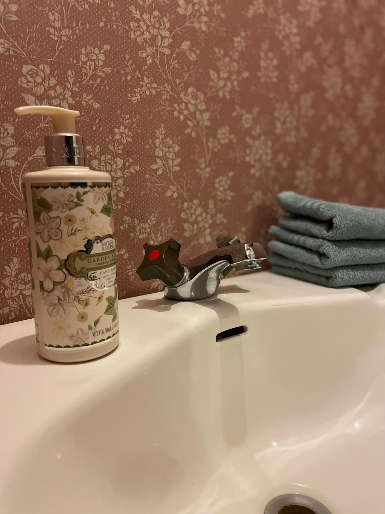 Baersta Bagarstugan Bnb Kolbäck エクステリア 写真